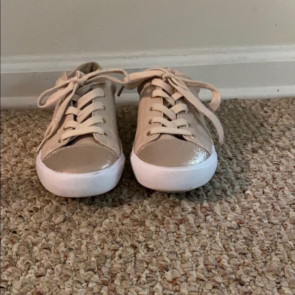 🌟Women’s Unisa Sneakers🌟